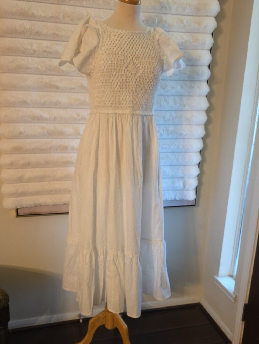 Zara White Smocked Backless Maxi Dress Size L - Picture 2 of 13